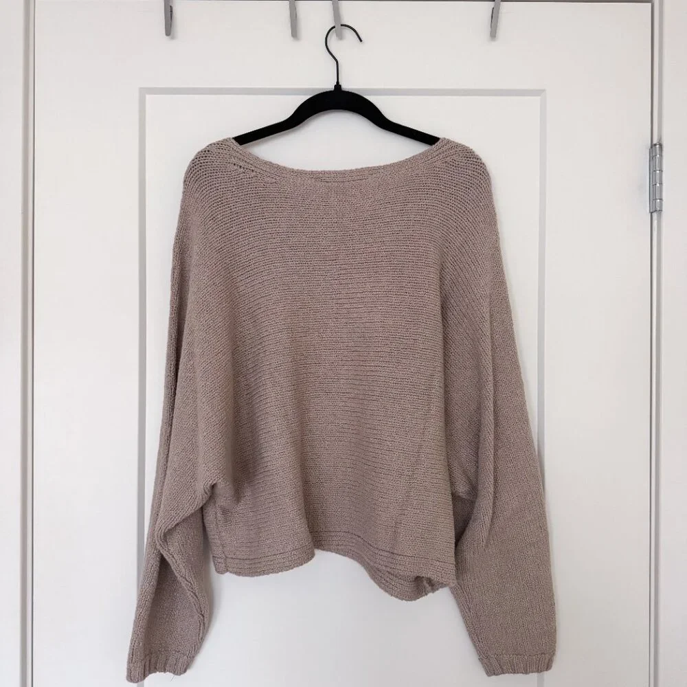 Abercrombie sweater - Picture 3 of 3